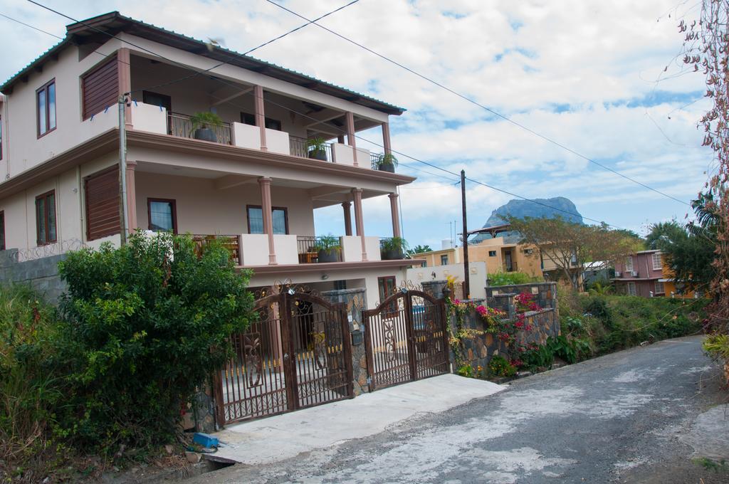 Blue Pearl Resort ラ・ガウレット エクステリア 写真